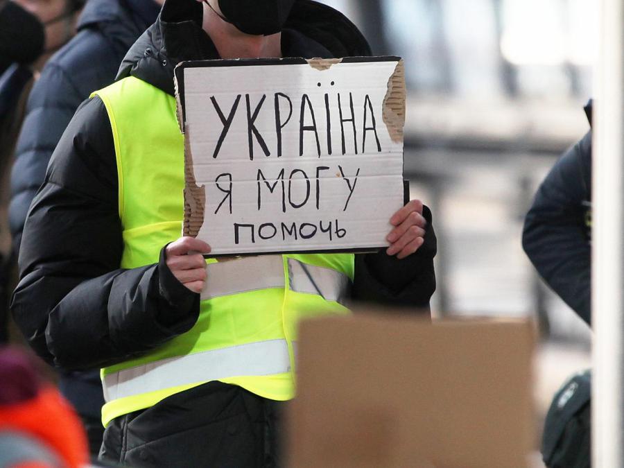 Nettozuwanderung aus Ukraine 2023 deutlich geringer als im Vorjahr