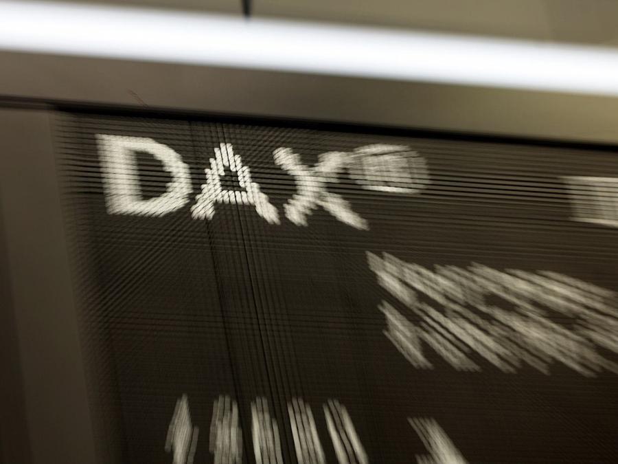Dax startet leicht im Minus - Exporte aus China brechen ein