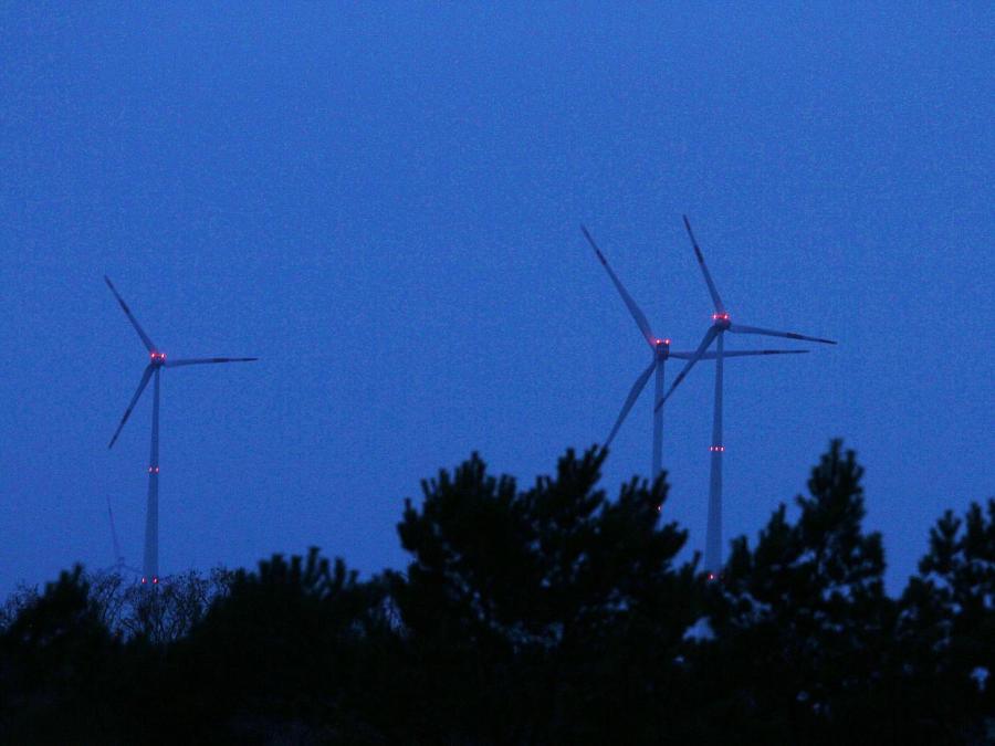 Windrad-Umrüstung gegen Lichtverschmutzung verzögert sich weiter
