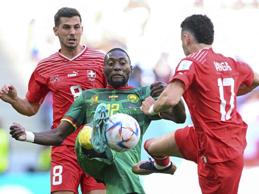 Fußball-WM: Schweiz schlägt Kamerun