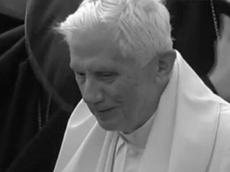 Früherer Papst Benedikt mit 95 Jahren gestorben