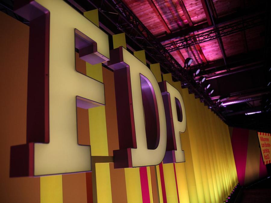 FDP will Debatte über Kürzung von gesetzlichen Leistungen