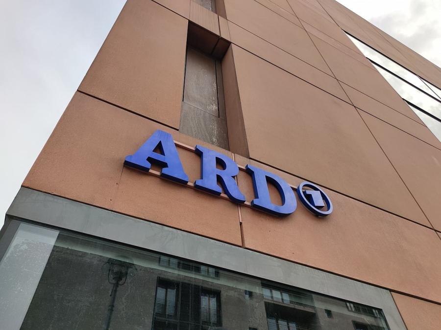 Haseloff beklagt hohe Krimi-Dichte bei ARD und ZDF