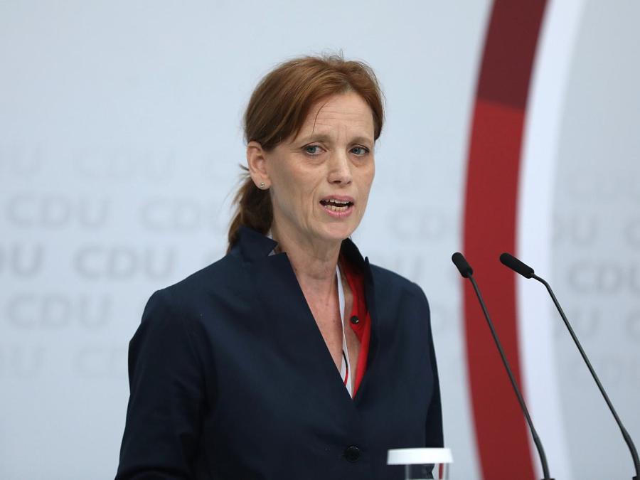 CDU-Vize Prien über Pechstein-Auftritt verwundert