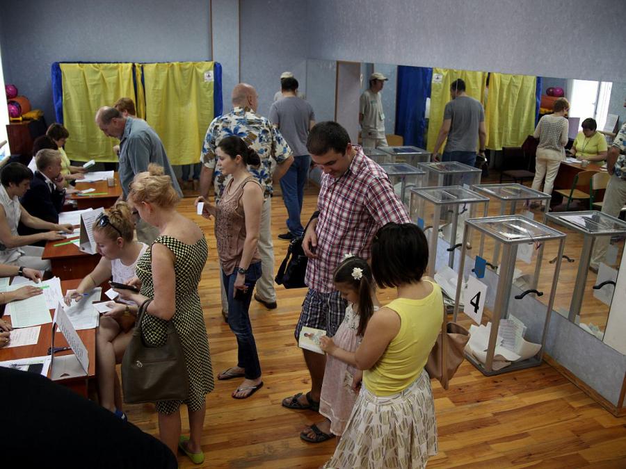 Bundesregierung für Wahlen in Ukraine