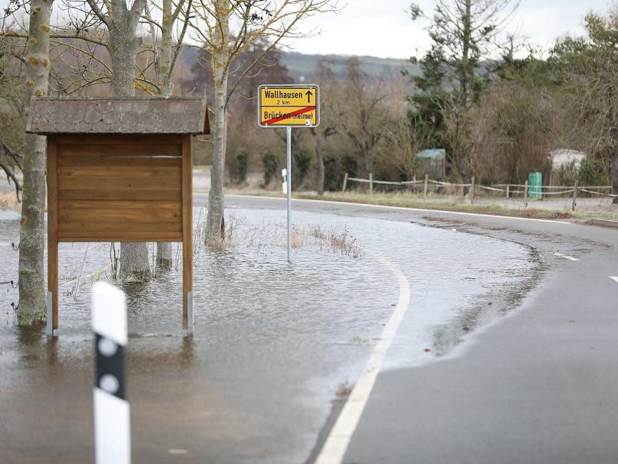 Lage in Hochwassergebieten bleibt kritisch