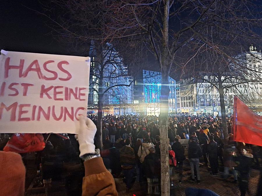 Volkswagen-Chef begrüßt Proteste gegen Rechtsextremismus