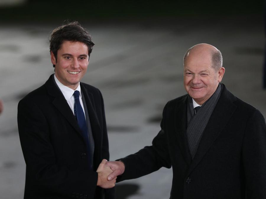 Frankreichs Premierminister von Scholz empfangen
