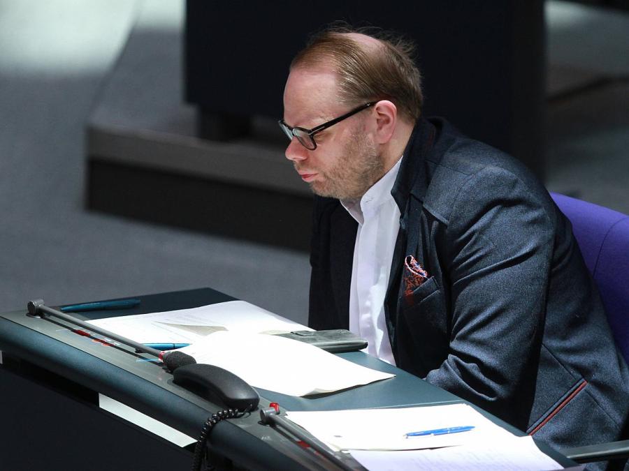 SPD-Politiker Lindh will bessere Ausstattung für Ausländerbehörden
