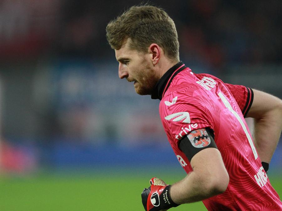 Leverkusen-Keeper Hradecky hofft auf 
