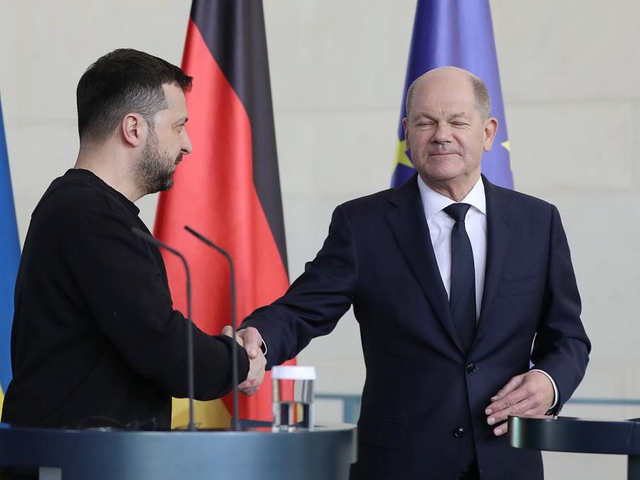 Deutsche bei Ukraine-Engagement der Bundesregierung gespalten