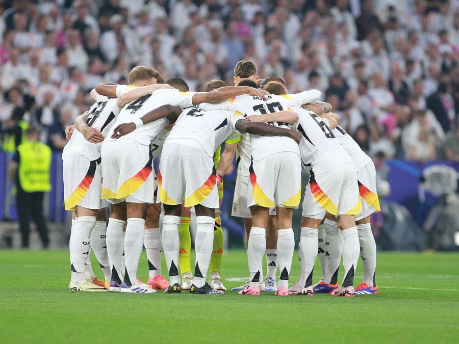 Berti Vogts sieht viele Lerneffekte bei DFB-Team