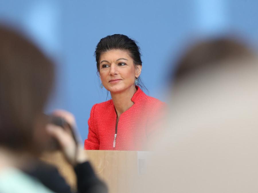 Wagenknecht in Debatte um Pflegeversicherung gegen Beitragserhöhung