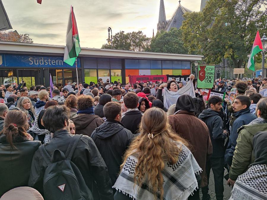 Zahlreiche Demos zum 7. Oktober - Großaufgebot bei Berliner Polizei