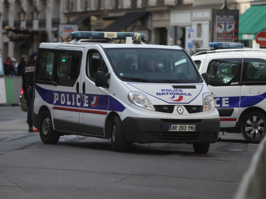 Medien: Polizist bei Schießerei in Paris getötet