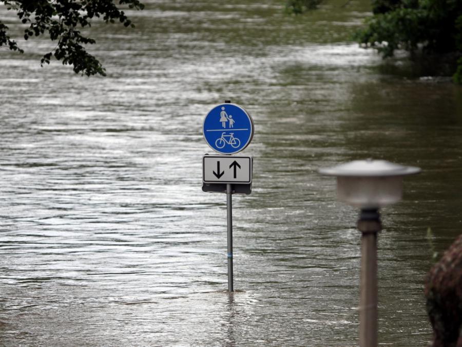 Ökonom will nach Flutkatastrophe Neuausrichtung der Versicherungen