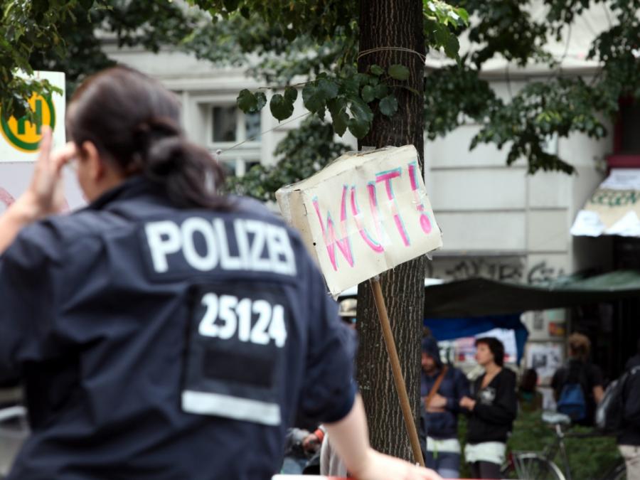 Berliner CDU fordert Konsequenzen aus Mai-Demo in Kreuzberg
