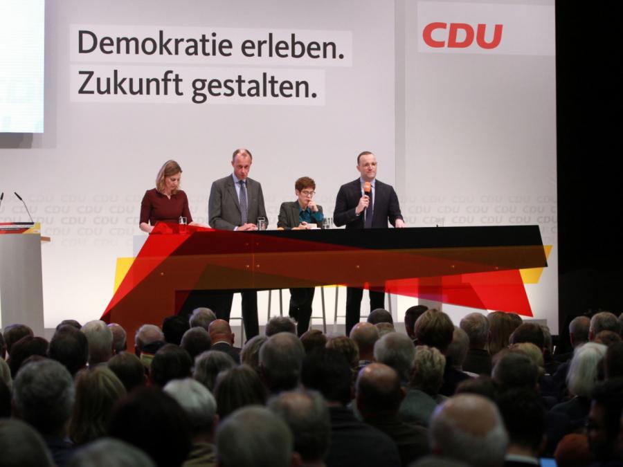 CDU-Parteivorsitz: AKK liegt beim CDU-Sozialflügel vorn