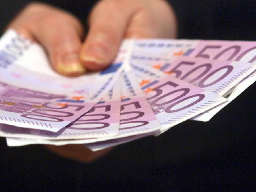 Jeder Fünfte in Vollzeit verdient weniger als 2.500 Euro