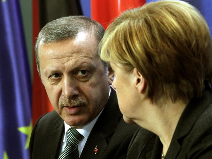 Merkel spricht mit Erdogan über Syrien