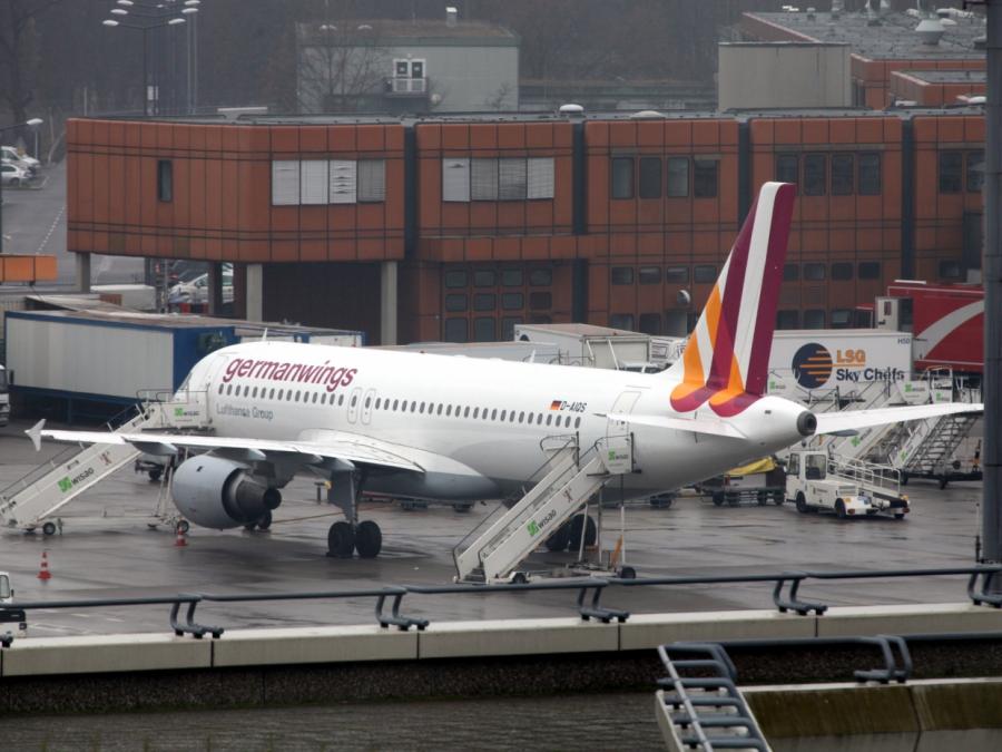 Germanwings-Absturz: Vater des Copiloten kritisiert Ermittler