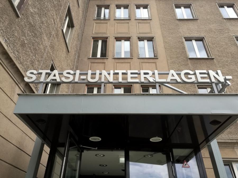 Nachfrage nach Einsicht in Stasi-Akten ungebrochen hoch