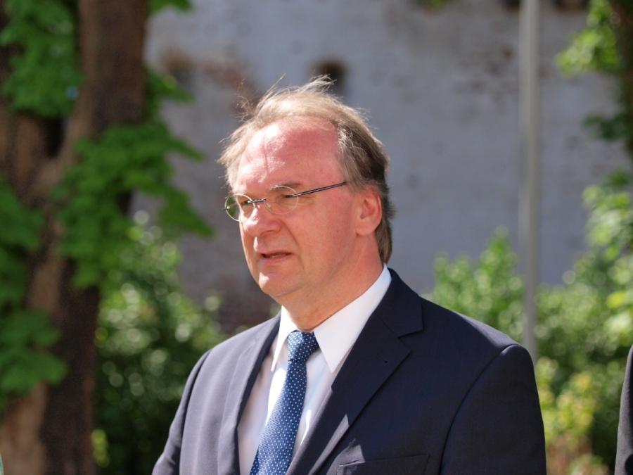 Günther und Haseloff gegen Rechtsschwenk der Unionsparteien